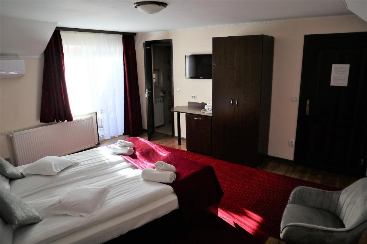 Pensiunea Magnolia Sibiu Exterior photo